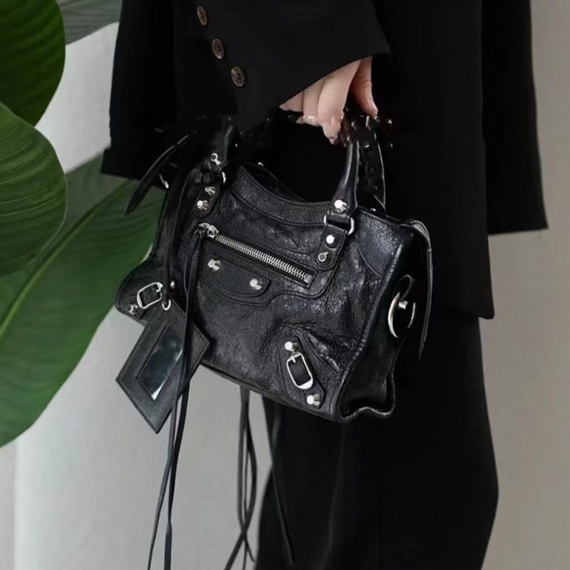 Leatherwork Rivets - 2025 Spring Motorcycle Style Women's Crossbody