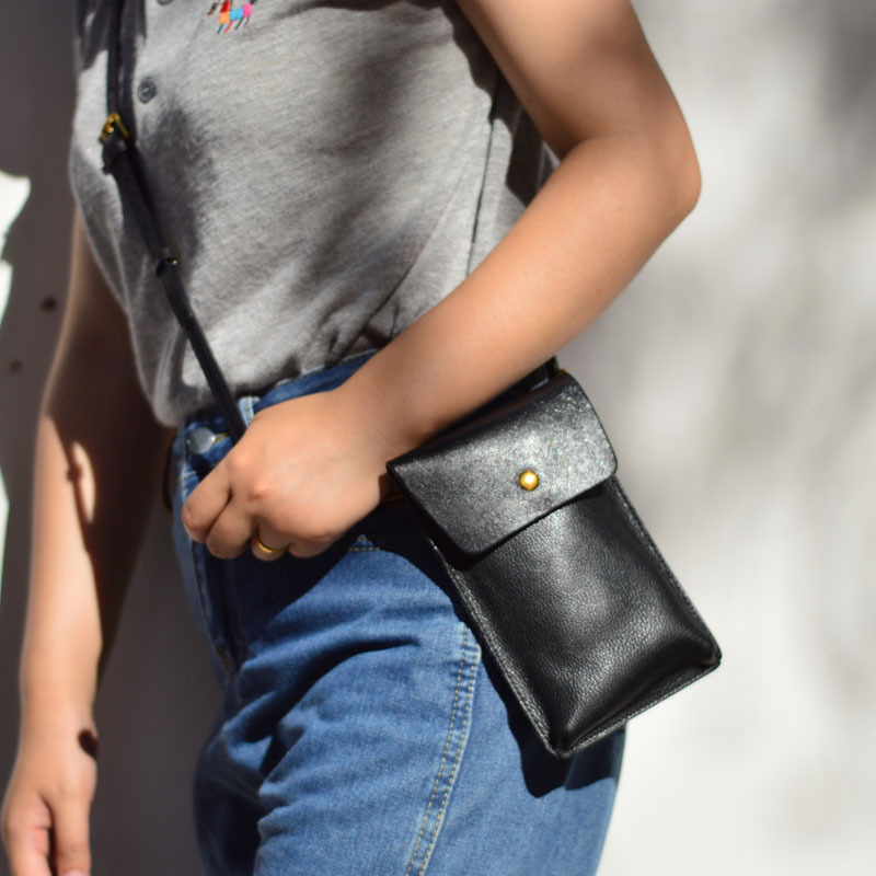 AETOO Mobile phone bag female  - đánh giá và giá Leatherwork Rivets