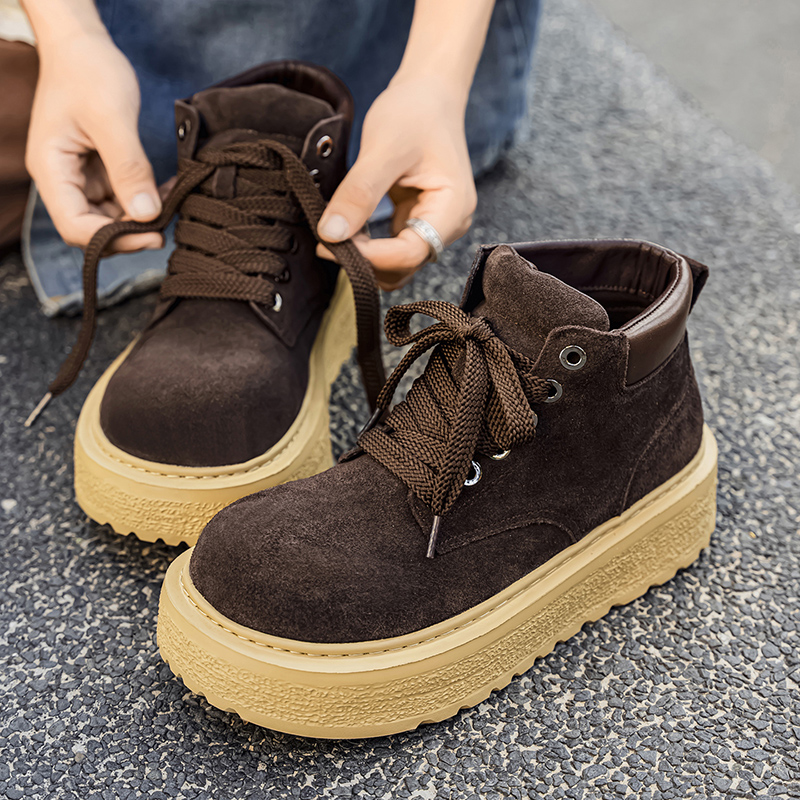 Men's high-quality suede horse - đánh giá và giá Leather Work Boots