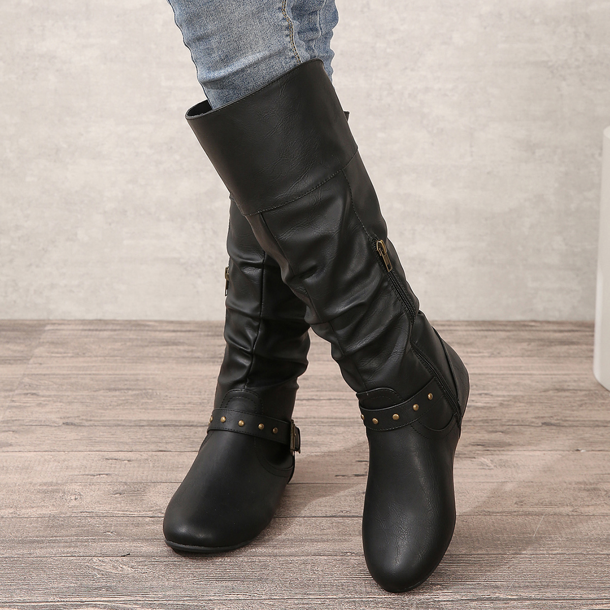 Vintage Female Knight Leather  - đánh giá và giá Leatherwork Rivets